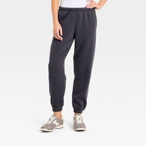 Universal Thread - Women's Mid-Rise Fleece Jogger Pants - Universal T Gray